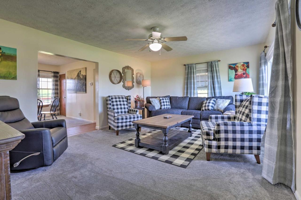 Charming East Bernstadt Retreat Less Than 6 Acre Farm! Exterior photo
