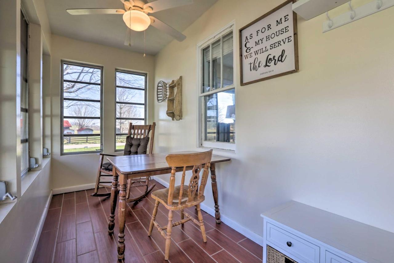 Charming East Bernstadt Retreat Less Than 6 Acre Farm! Exterior photo